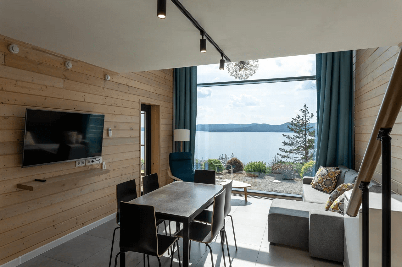 Senior Spa Lake №10